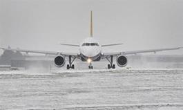 جابجایی پروازهای عمره به علت بارش برف