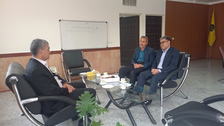 دیدارمدیر عامل بیمه ایران با مدیر حج و زیارت استان کردستان